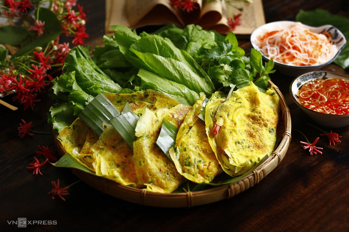 Bánh xèo crujiente - una cocina vietnamita popular (Fuente: vnexpress)