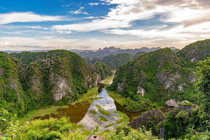 ¿Qué hacer en Ninh Binh? Trang An es un lugar de visita obligada durante tu excursión a Ninh Binh (Fuente: Vnexpress)
