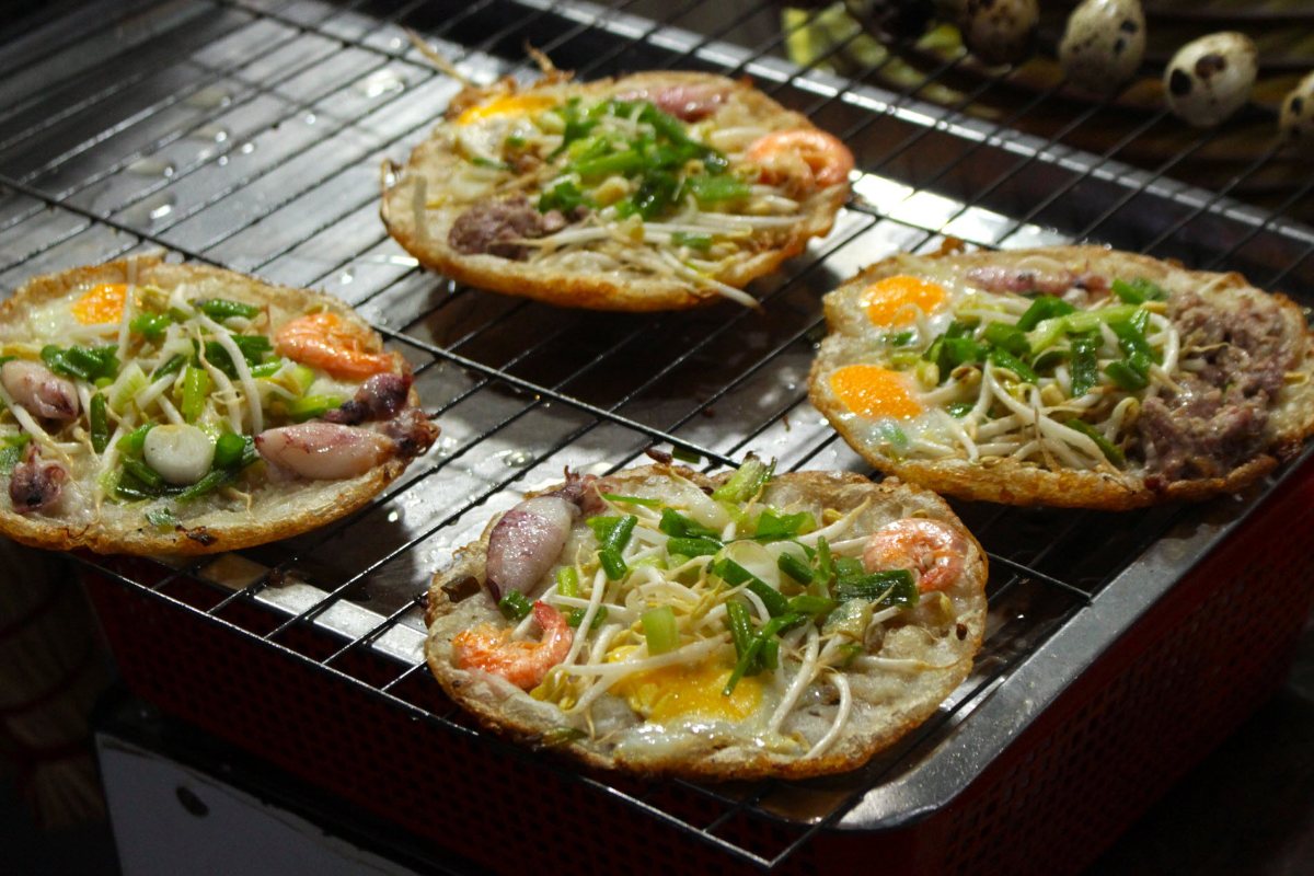 Le Banh Xeo occupent le devant de la scène de la cuisine vietnamienne. 