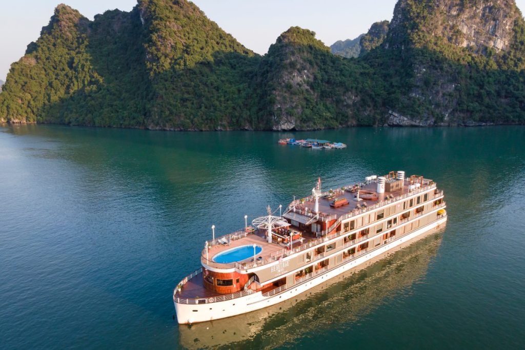 Paseo en barco por el norte de Vietnam