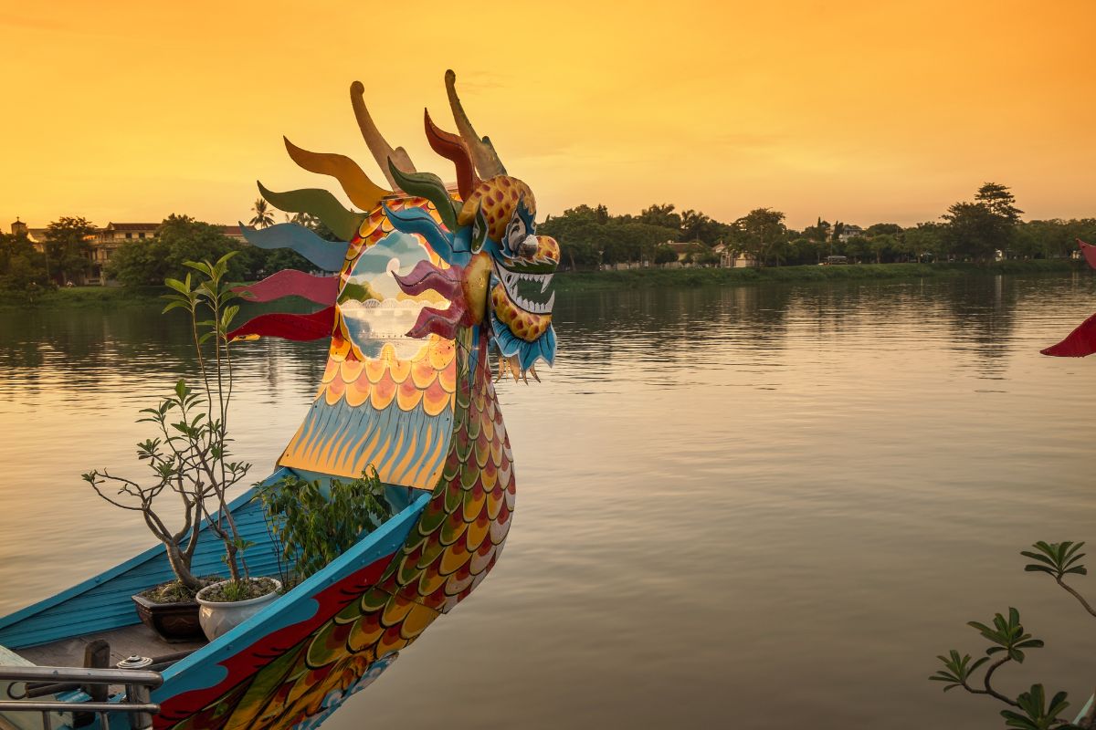 promenade en bateau dragon à Hue