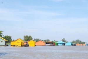 Le village flottant de Chau Doc dans le Delta du Mekong