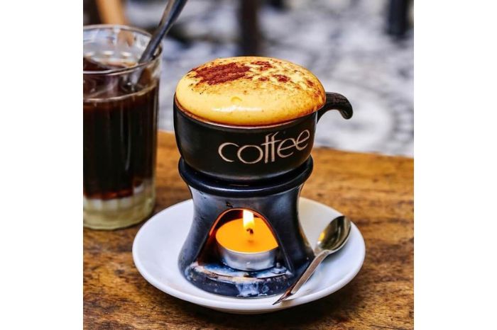 café aux oeufs à Hanoi
