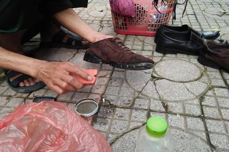cire des chaussures vietnam - arnaques au vietnam 