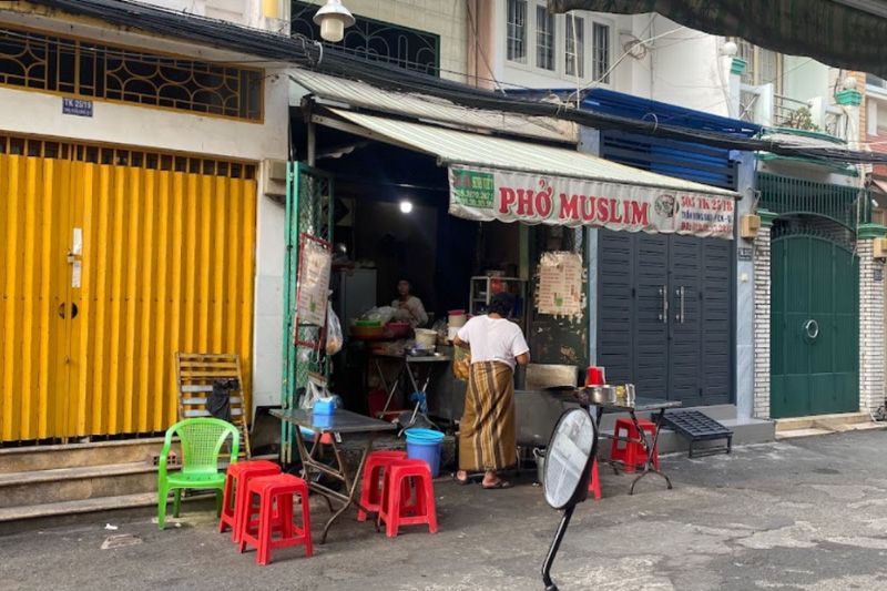 Restaurant de rue Halal au sein de Saigon