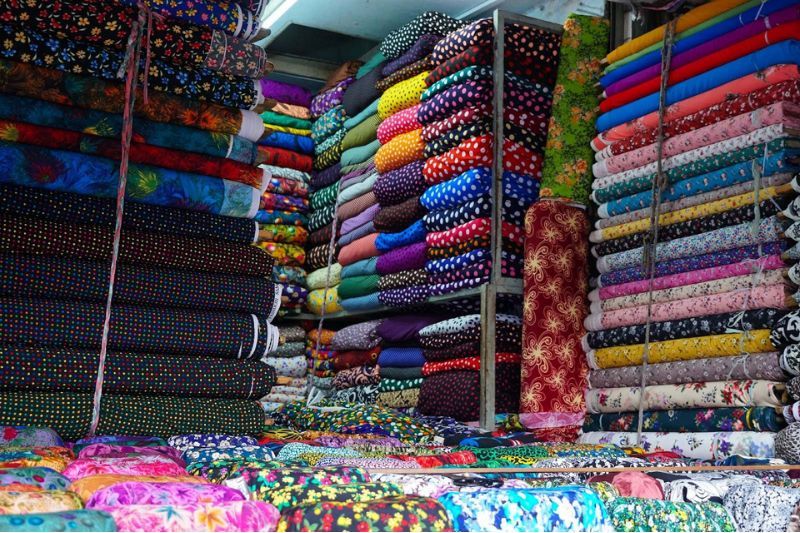 marché de tissu à saigon
