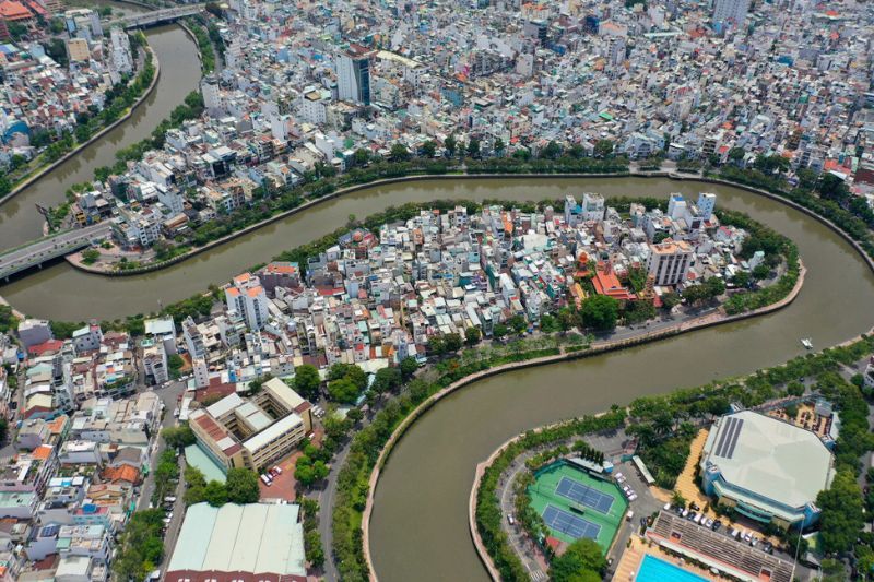 Visite la ciudad de Ho Chi Minh: barco por el canal Thi Nghe. Fuente de la foto: VNexpress