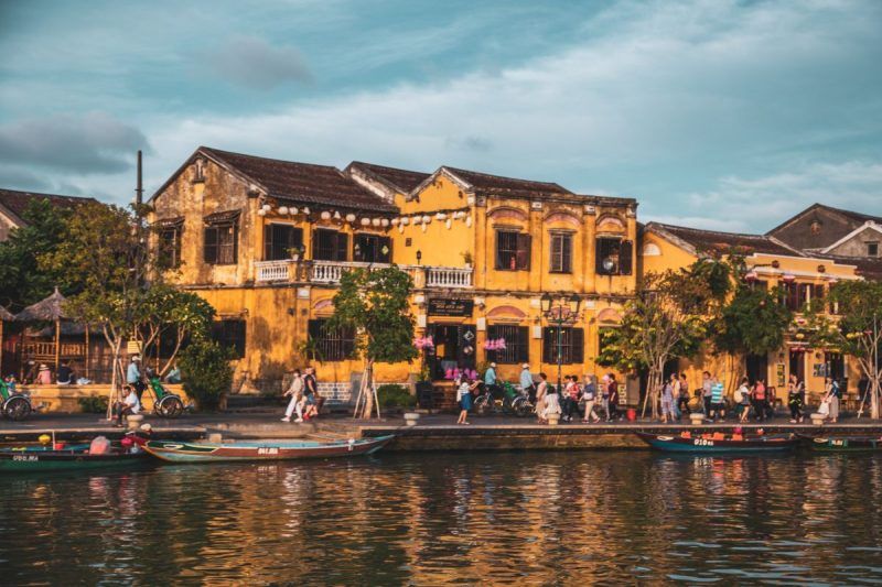 Ambiente refrescante durante la temporada de lluvias en Hoi An