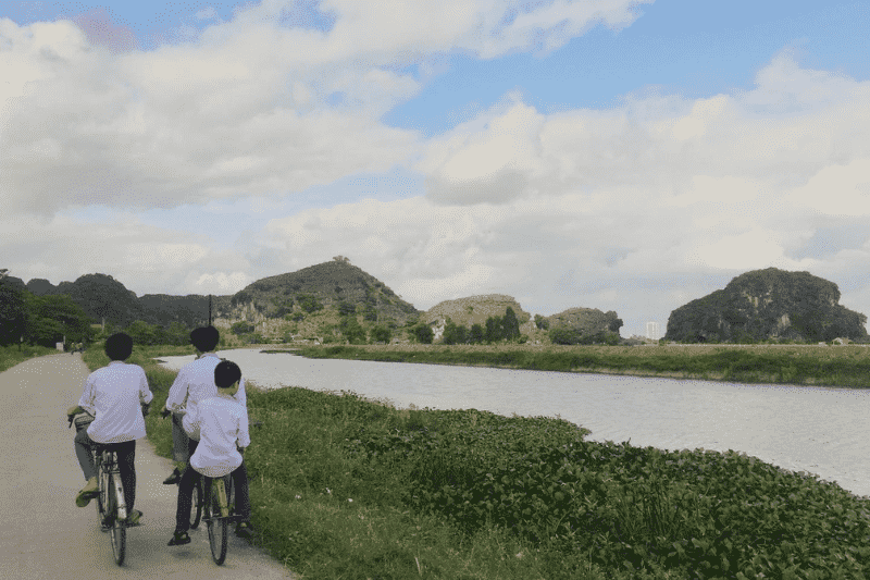 Paseo en bicicleta en Tam Coc Fuente: Les voyages de Camilles