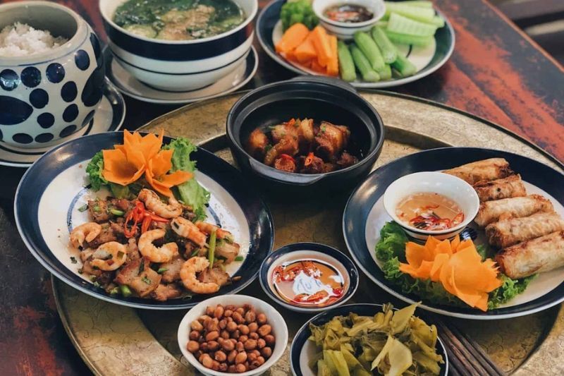 top 13 des éléments essentiels d'un repas vietnamien