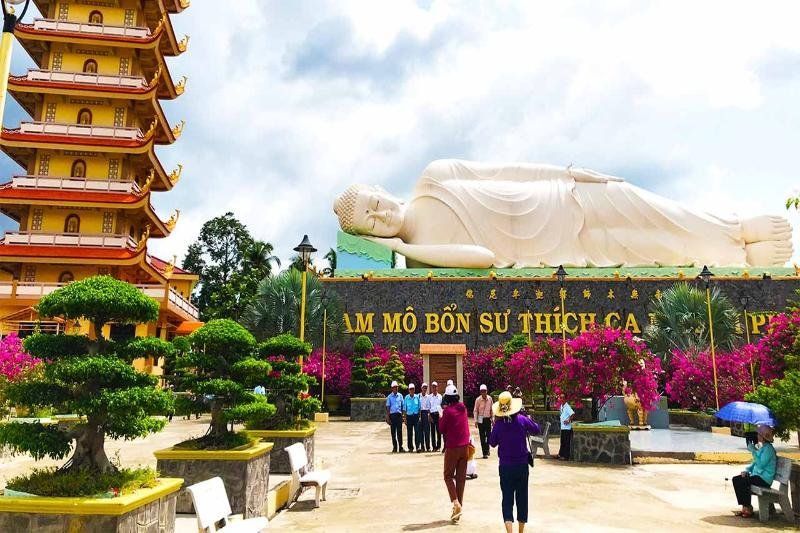 el Buda reclinado (Fuente: nu cuoi mekong)