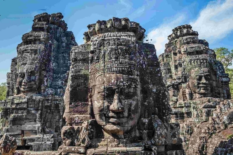 temple d'angkor thom - source le journal dan toc phat trien (1)