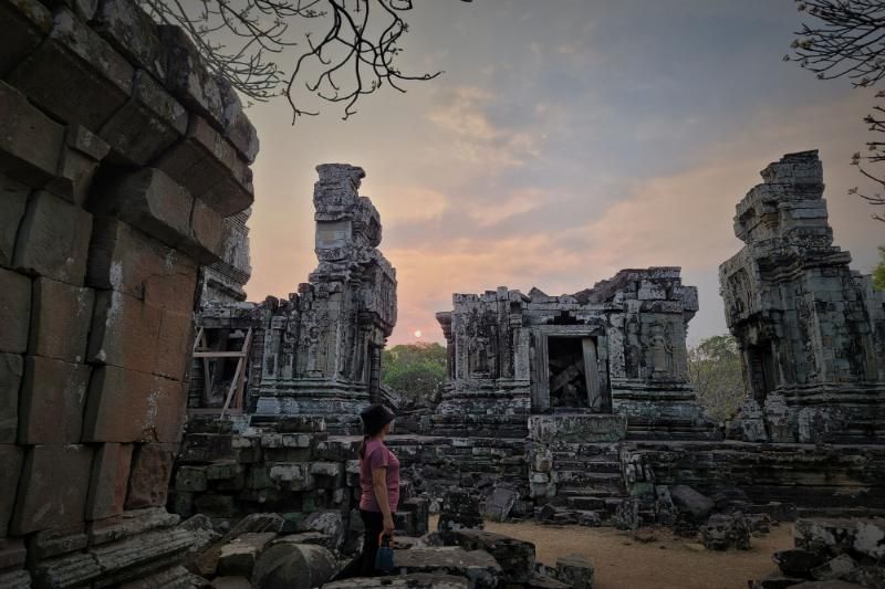 temple phnom bakheng - kimleay lay pexel
