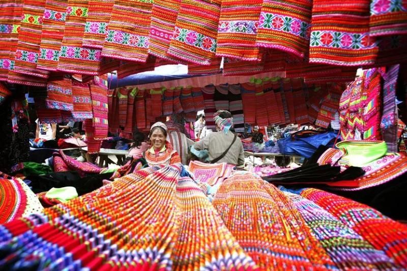 Visite los mercados étnicos más atractivos del norte de Vietnam (fuente: Tap chi cong thuong)