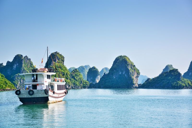 Crucero privado en la bahía de Halong. Fuente: canva