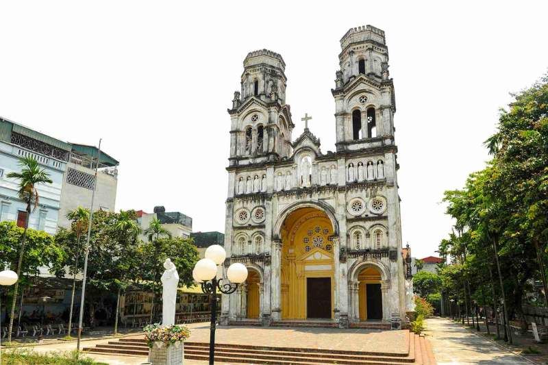 église lang tam hanoi