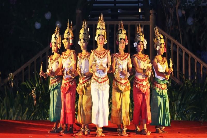 assister à l’envoûtant spectacle de danse classique apsara