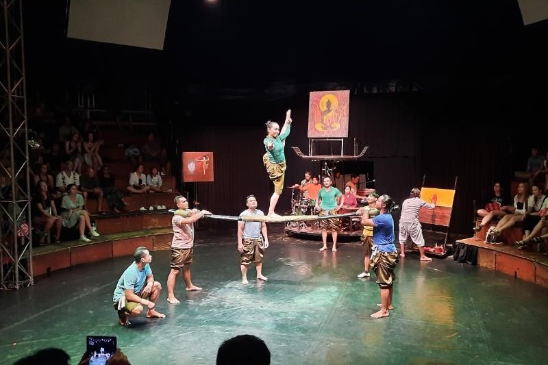 assister à un spectacle de cirque à phare siem reap