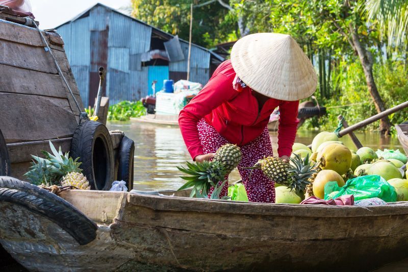 fruta en el mercado flotante