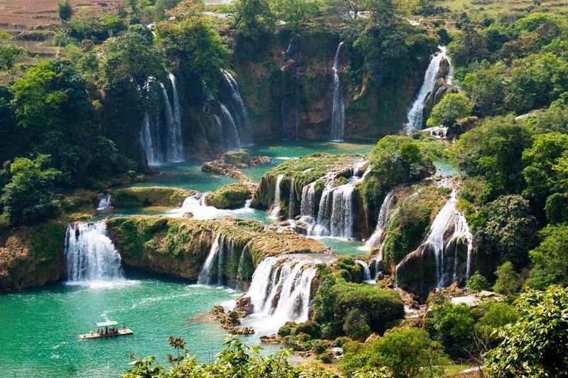 Las cascadas del norte prohíben las cataratas gioc (fuente: blogspot.com)