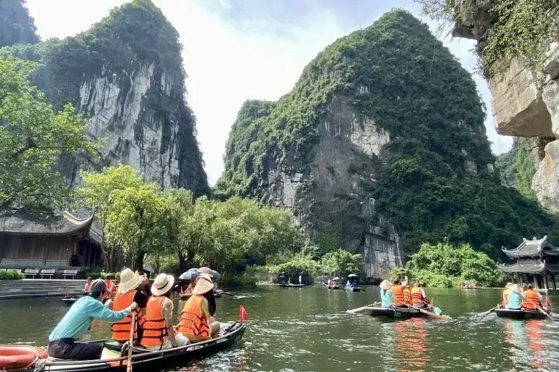 Kayak en el corazón de Trang An, Ninh Binh (Fuente: Trang An danh thắng)