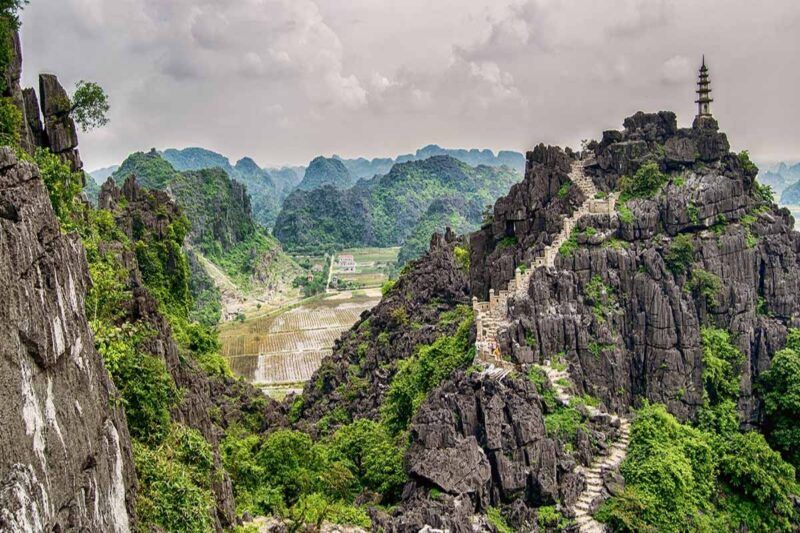 Hang Mua (Ninh Binh) ofrece magníficas vistas (Fuente: Toquoc.vn)