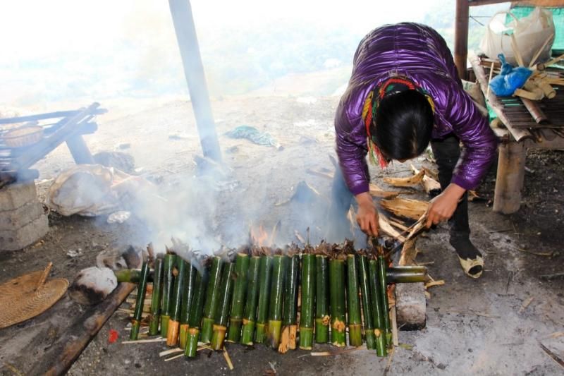 Cơm lam Bac Me (source: https://discoverhagiang)