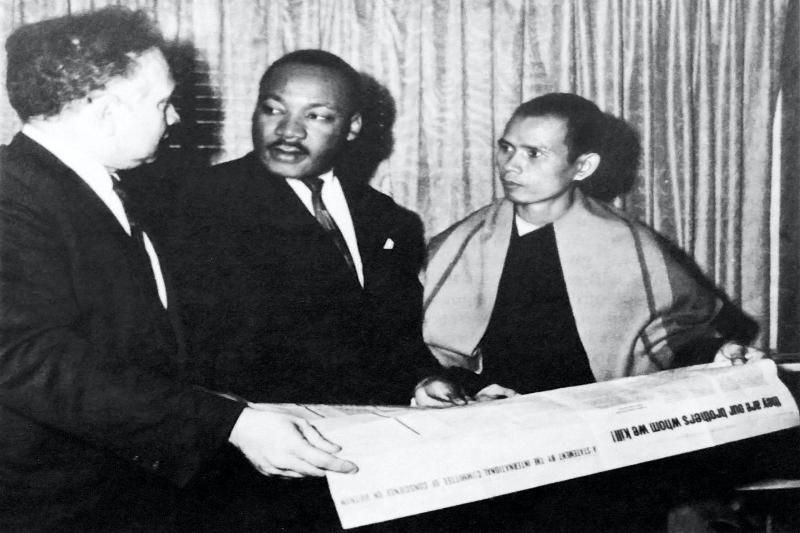 martin luther king jr. avec le monte thích nhất hạnh (1)