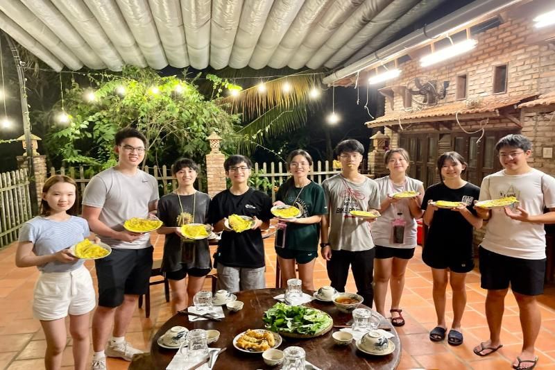 un repas bien vietnamien (source : le homestay ut Trinh)