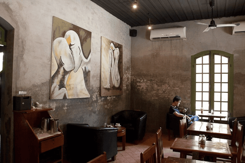 café luang prabang (source - tripavisor)
