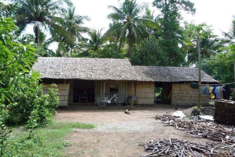 la maison en feuilles de palmier (source : Nhu)