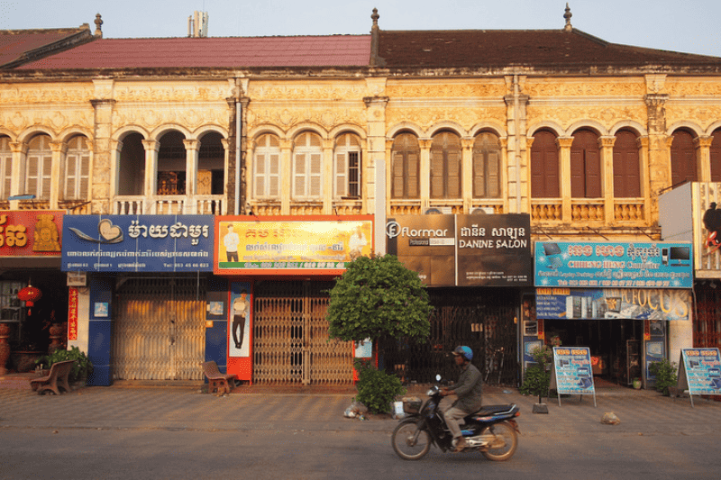 quartier colonial de battambang source nomadicnotes