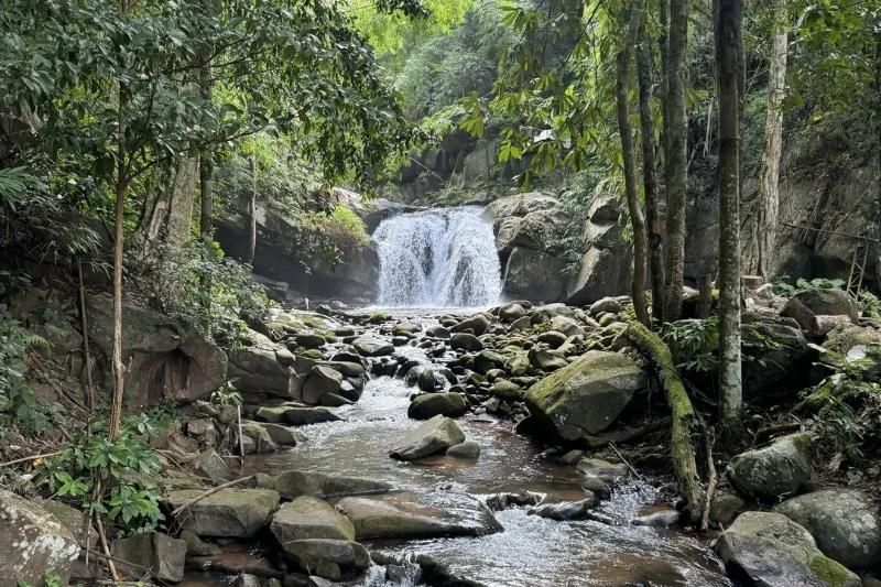 randonner au paradis à phu soi dao
