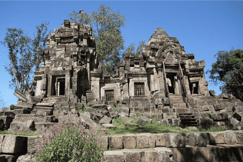 wat ek phnom source tripadvisor (1)