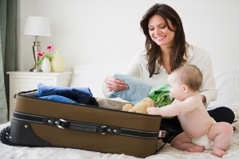 conseils voyage vietnam avec les bébés - bien préparer son bagage cabine est très neccessaire