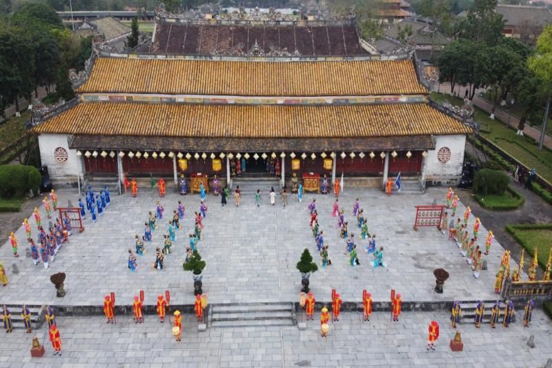 Điện thái hòa trước khi trùng tu-thanhnien.com