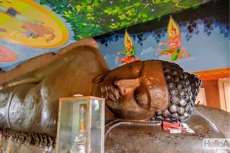 Bouddha de 17 mètres de long dans le temple de Preah Ang Thom (source : Hello Angkor)