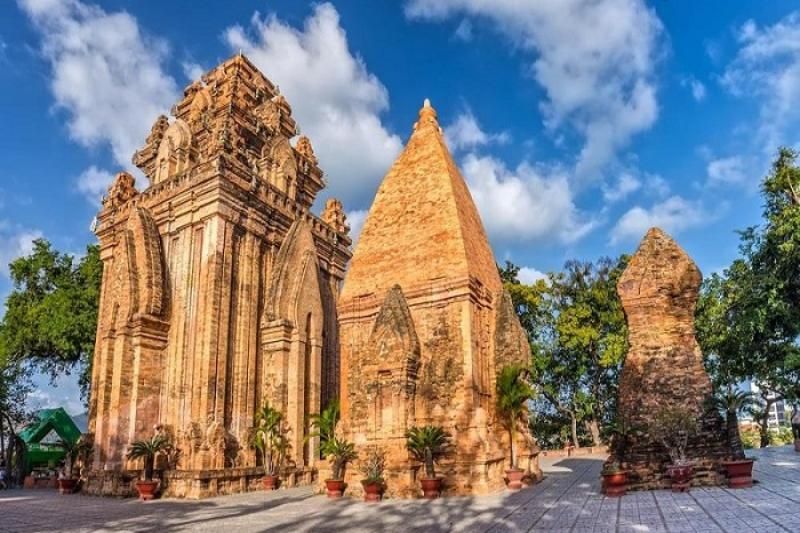 la tour Po Nagar. Source : vinpearl.com