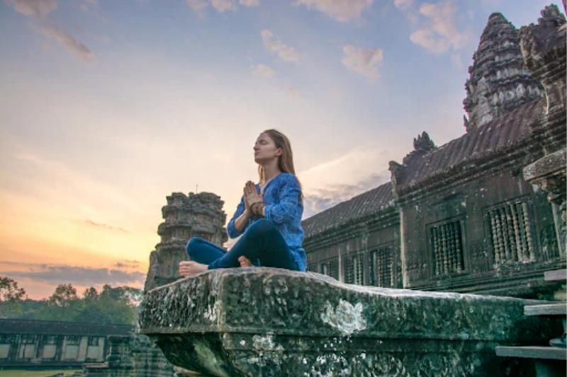 voyage spirituel au cambodge (source : evannmarket)