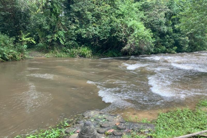 rivière des mille lingas (kbal spean)