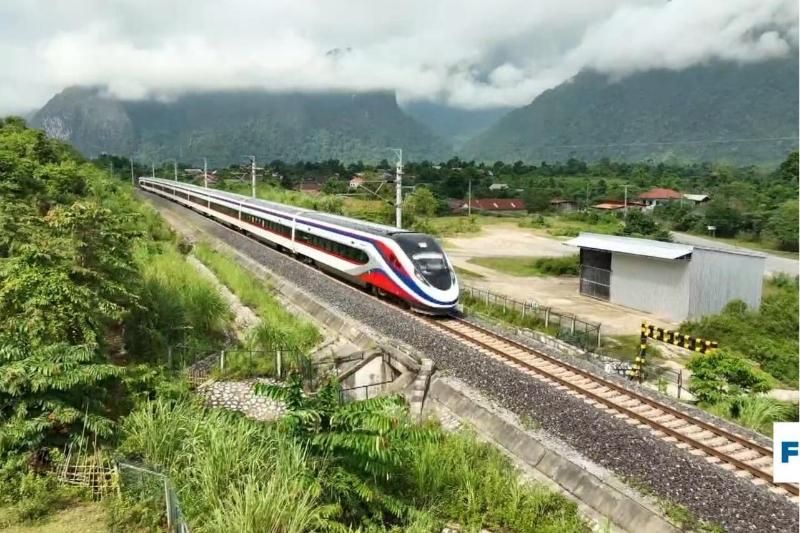 Voyager en train au Laos : Trajet Luang Prabang - Botan (source : France24)