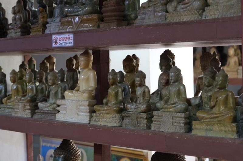 les statues de bouddhisme