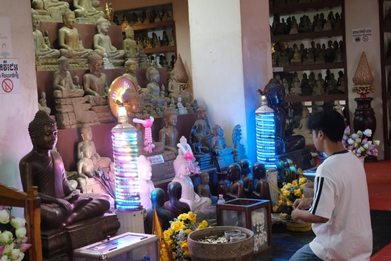 sanctuaire dédié à Bouddha Shakyamuni