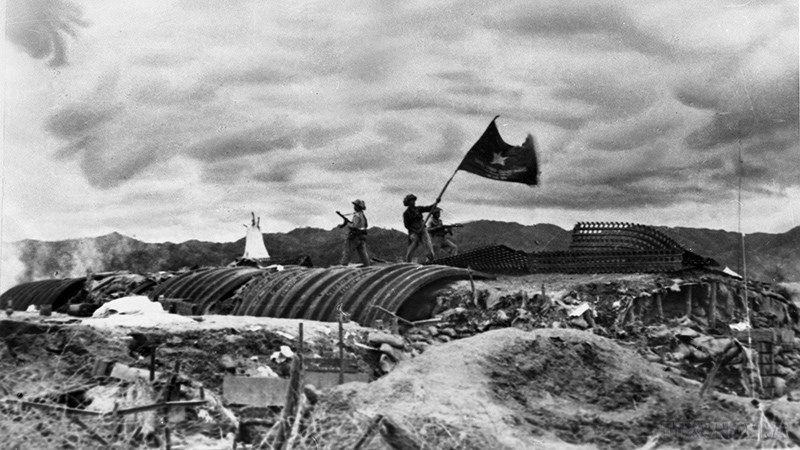 La batalla de Dien Bien Phu representa una victoria histórica decisiva para Vietnam, un acontecimiento clave que marcó el rumbo de la guerra de Vietnam y el fin del dominio colonial francés.