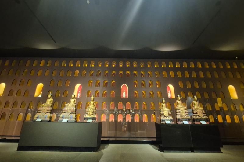 salle de mille bouddhas dans la musée siemreap
