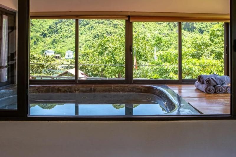 Habitación en el khách sạn biệt thự đường chiến thắng (fuente cueva phong nha)