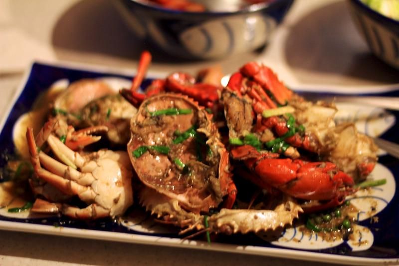 plat de crabe avec poivre kampot - source a contresens
