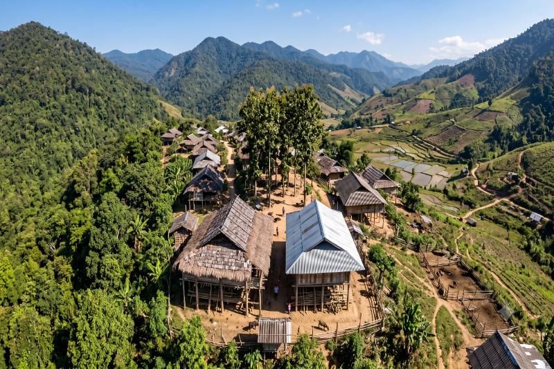 muang la au laos – source aucoeurvietnam