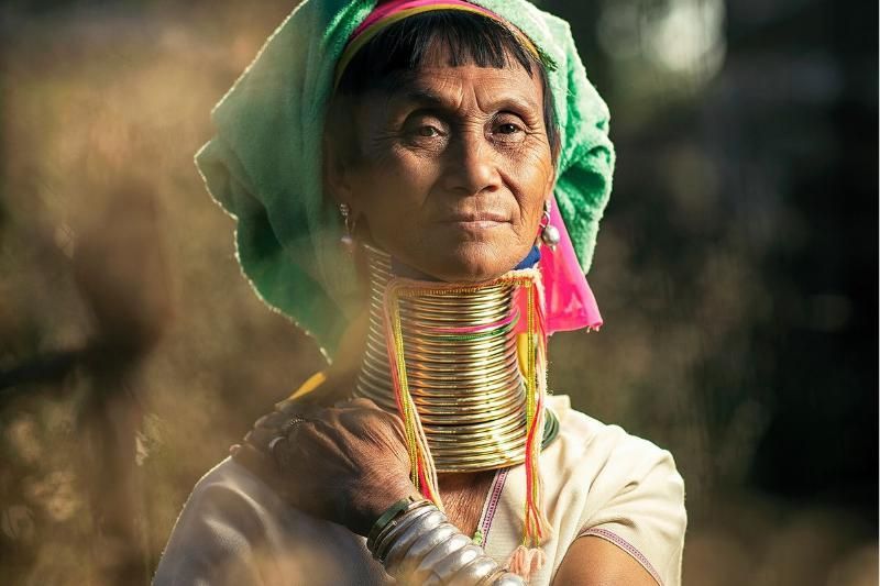 las mujeres girafas del pueblo kayan (fuente ricardo moreira)