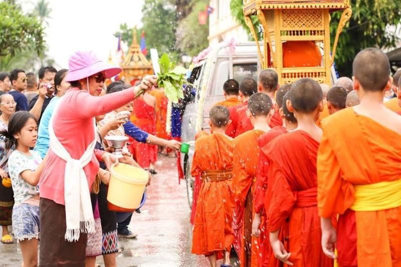 bunpimay - le nouvel ans au laos 1 (1)